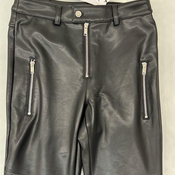 Topshop faux leather moto skinny fit pants with zip in black | Size 4 - Picture 5 of 6